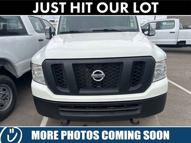 2018 Nissan NV SV