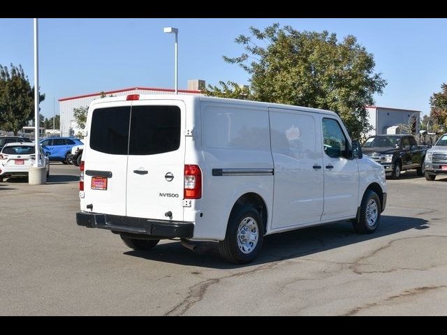 2018 Nissan NV SV