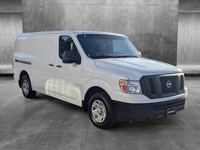 2018 Nissan NV SV