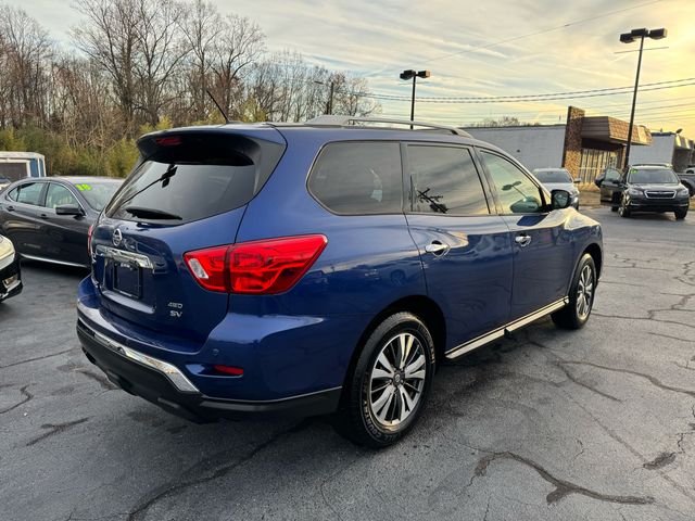 2018 Nissan Pathfinder SV