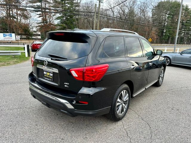 2018 Nissan Pathfinder SL