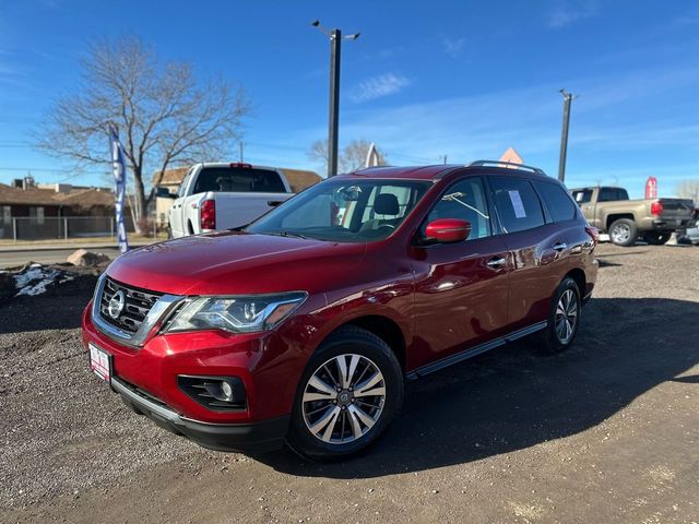 2018 Nissan Pathfinder SV