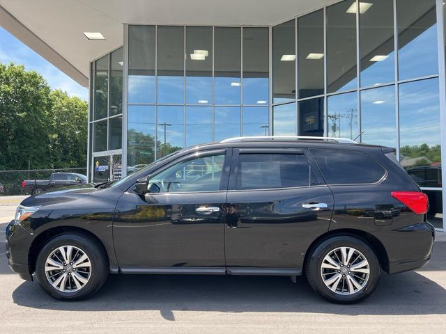 2018 Nissan Pathfinder SL