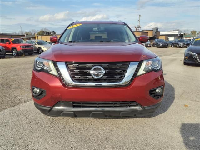 2018 Nissan Pathfinder SV