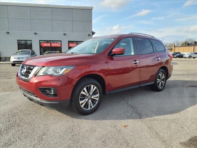 2018 Nissan Pathfinder SV