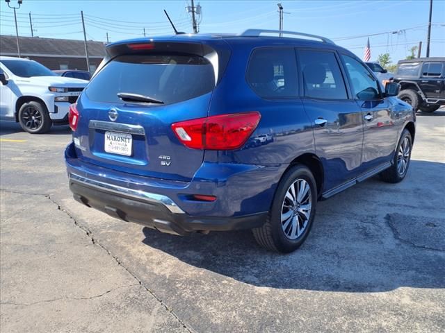 2018 Nissan Pathfinder SV