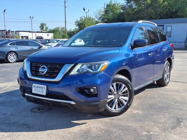 2018 Nissan Pathfinder SV