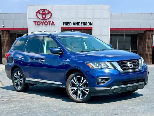 2018 Nissan Pathfinder Platinum