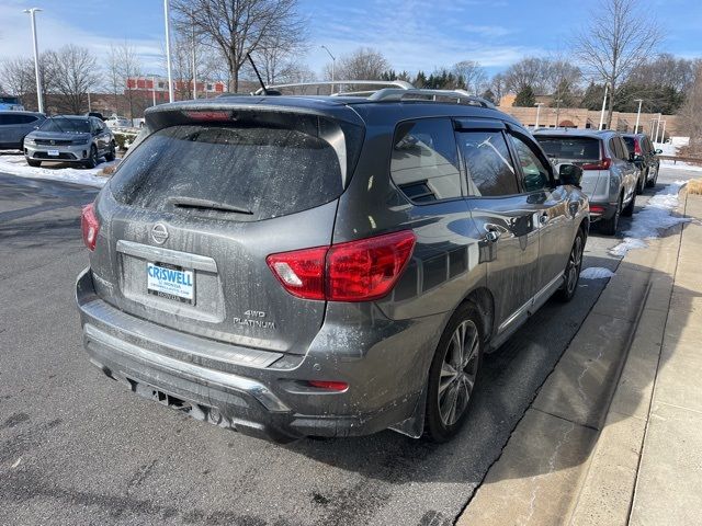 2018 Nissan Pathfinder Platinum