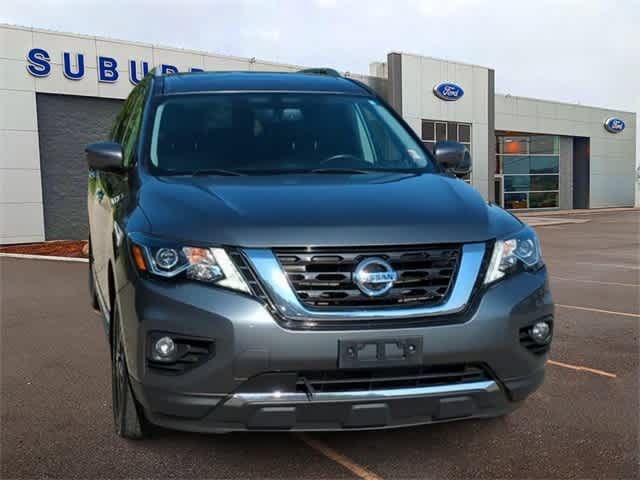 2018 Nissan Pathfinder Platinum