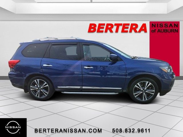 2018 Nissan Pathfinder Platinum