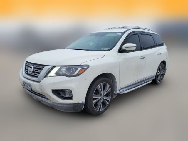 2018 Nissan Pathfinder Platinum