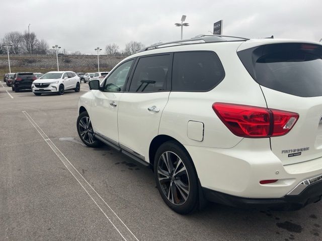 2018 Nissan Pathfinder Platinum