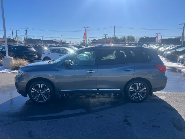 2018 Nissan Pathfinder Platinum