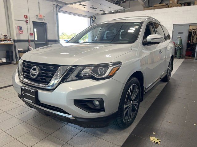 2018 Nissan Pathfinder Platinum