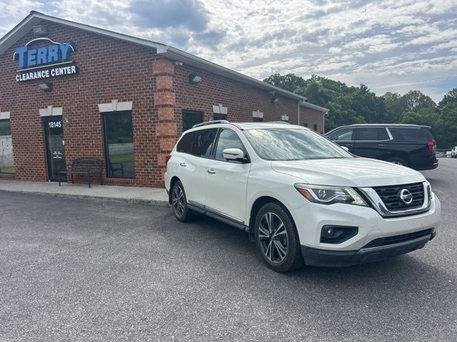 2018 Nissan Pathfinder Platinum