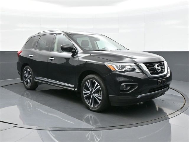 2018 Nissan Pathfinder Platinum