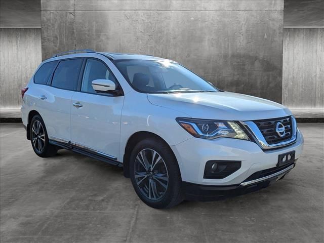 2018 Nissan Pathfinder Platinum