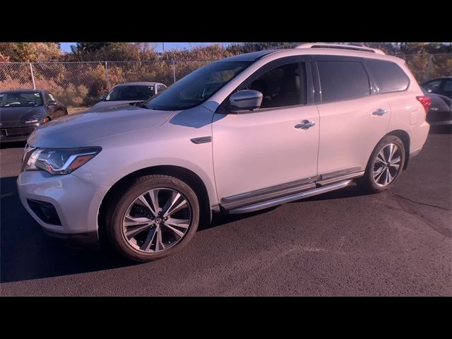 2018 Nissan Pathfinder Platinum