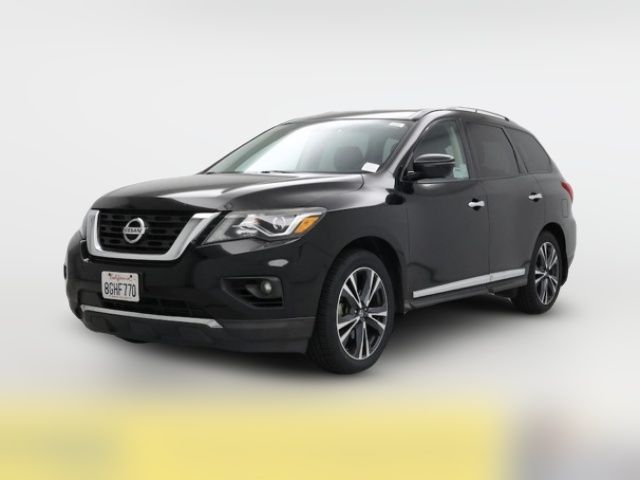 2018 Nissan Pathfinder Platinum