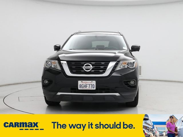 2018 Nissan Pathfinder Platinum