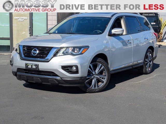 2018 Nissan Pathfinder Platinum