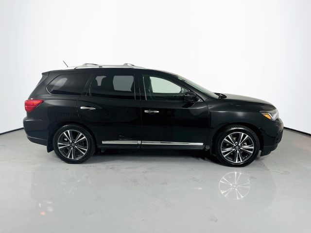 2018 Nissan Pathfinder Platinum