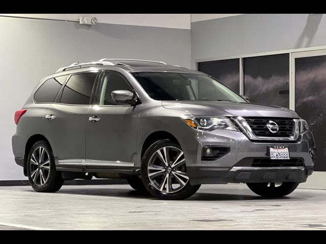 2018 Nissan Pathfinder Platinum