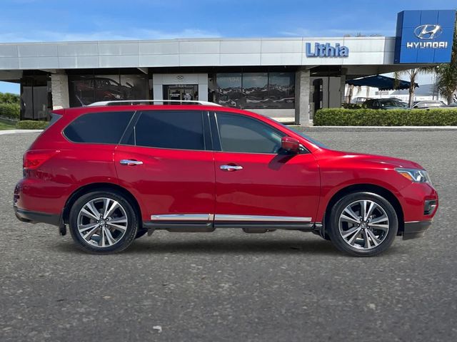 2018 Nissan Pathfinder Platinum