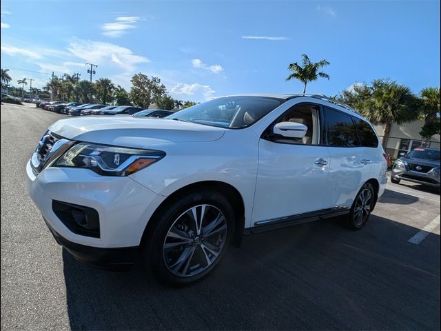 2018 Nissan Pathfinder Platinum