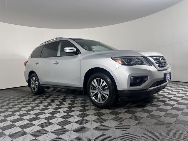 2018 Nissan Pathfinder S