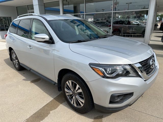 2018 Nissan Pathfinder S