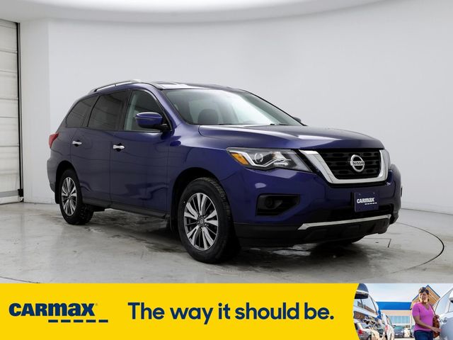 2018 Nissan Pathfinder S