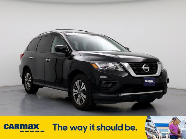 2018 Nissan Pathfinder S