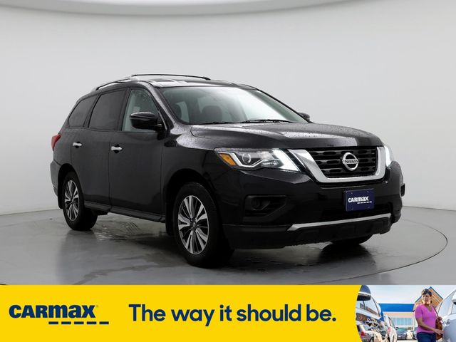 2018 Nissan Pathfinder S