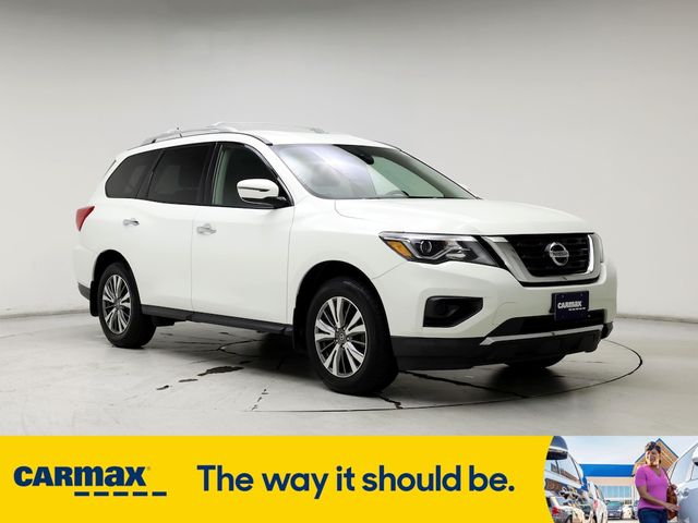 2018 Nissan Pathfinder S