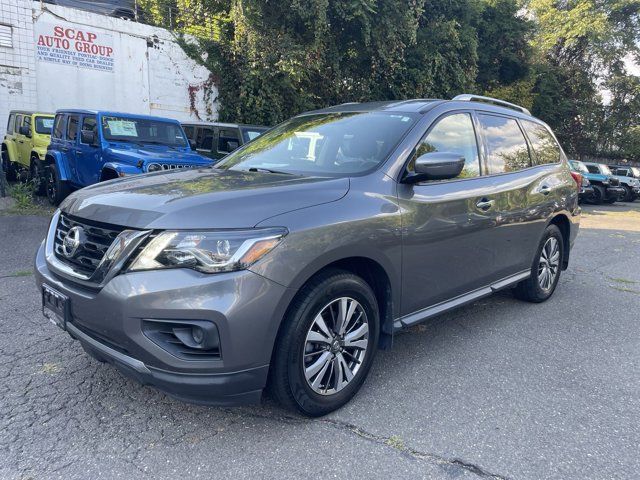 2018 Nissan Pathfinder S