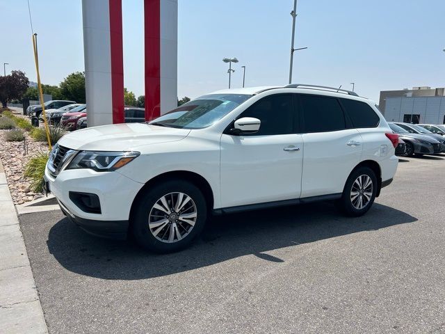 2018 Nissan Pathfinder S