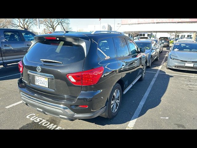 2018 Nissan Pathfinder S