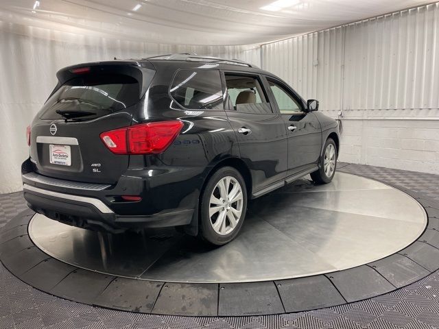 2018 Nissan Pathfinder SL