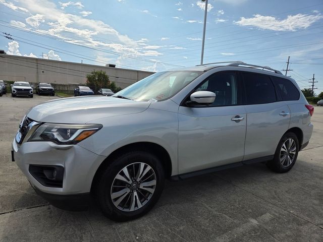 2018 Nissan Pathfinder SL