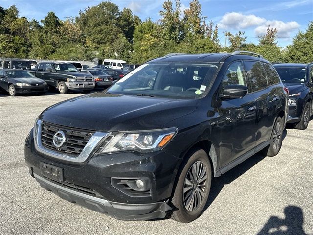 2018 Nissan Pathfinder SL