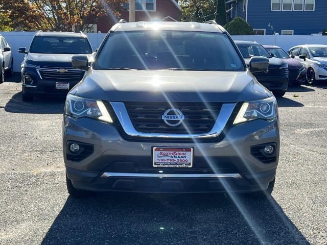 2018 Nissan Pathfinder SL