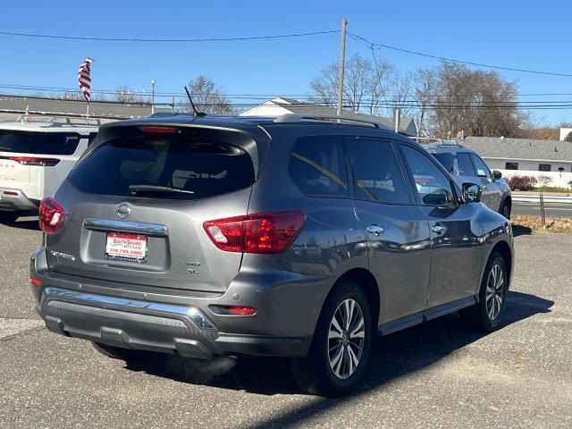 2018 Nissan Pathfinder SL