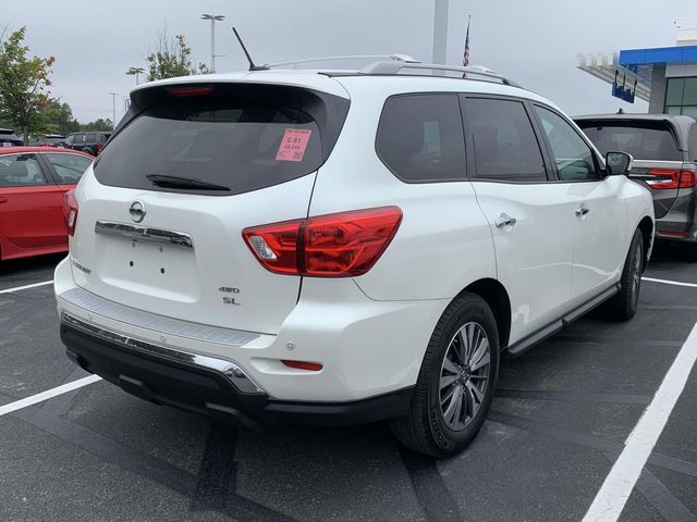 2018 Nissan Pathfinder SL