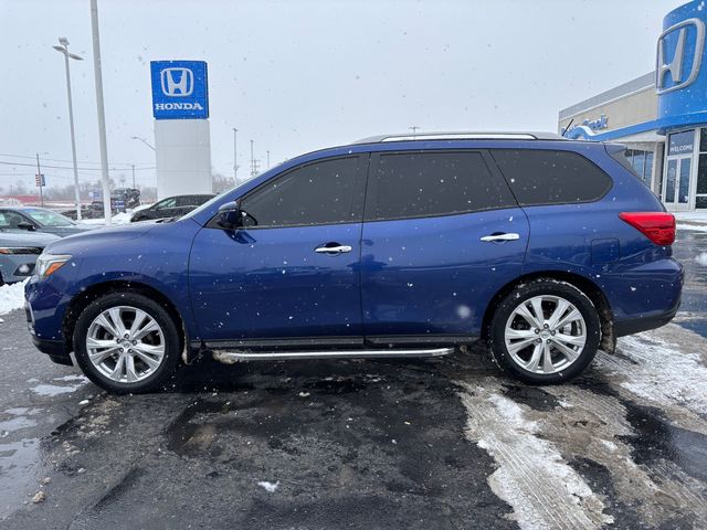 2018 Nissan Pathfinder SL