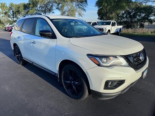 2018 Nissan Pathfinder SL