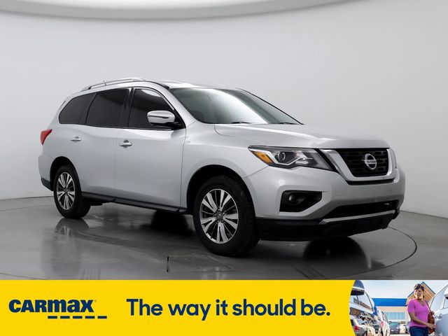 2018 Nissan Pathfinder SL