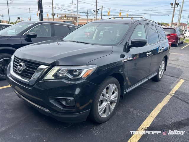 2018 Nissan Pathfinder SL