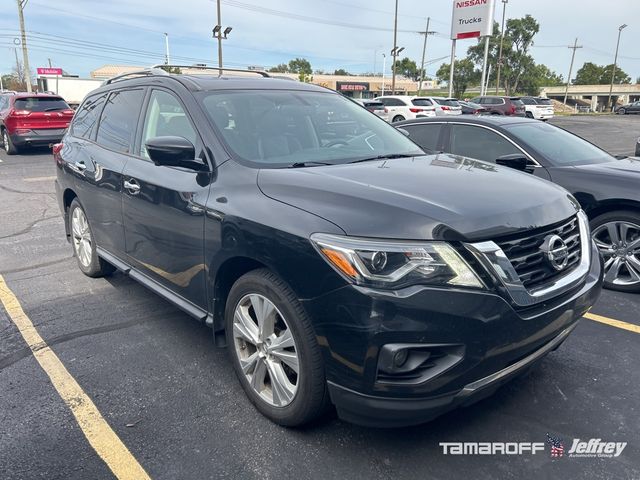 2018 Nissan Pathfinder SL